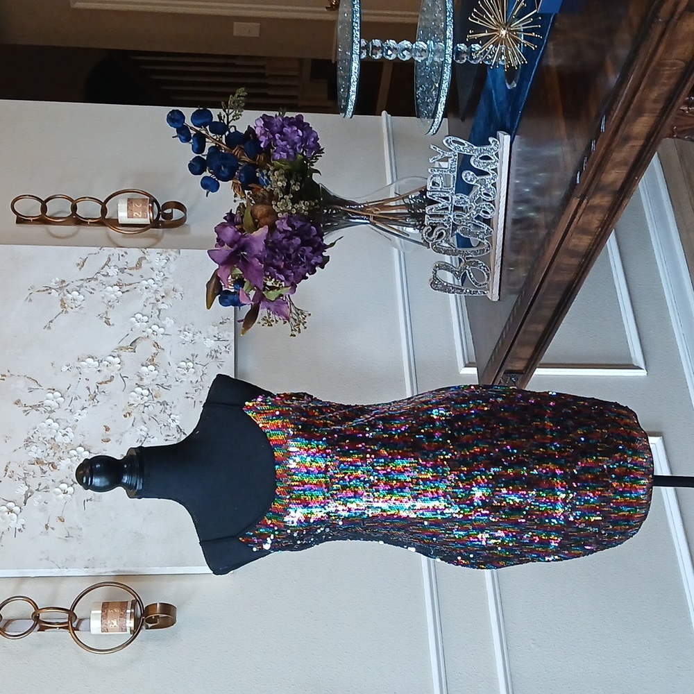 Super Sexy Multicolor Sequined Bodycon Mini Dress. Size L - Picture 9 of 17